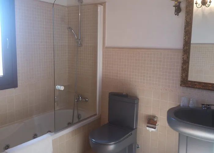 Alcor Del Roble Hotel