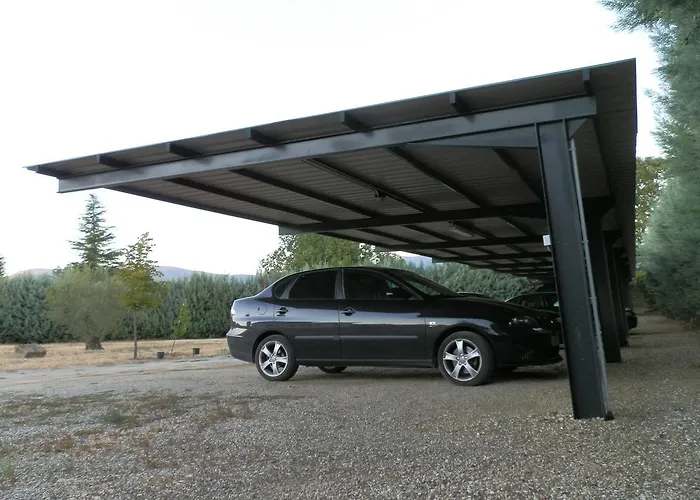 Alcor Del Roble Hotel