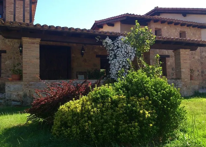 Alcor Del Roble Hotel